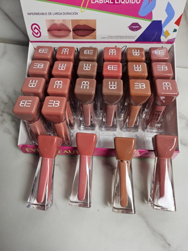 LABIAL LIQUIDO NUDE