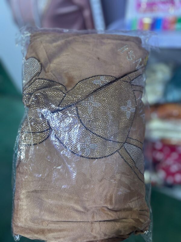 CONJUNTO DE BUZO CONEJO - Imagen 4