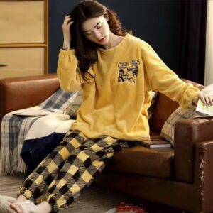 PIJAMAS DISEÑOS FOTO REFERENCIAL(SOLO COLOR AMARILLO)