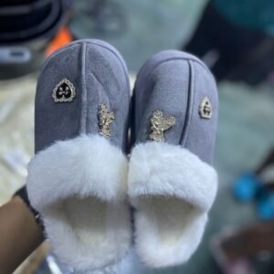 PANTUFLA CON DIGE